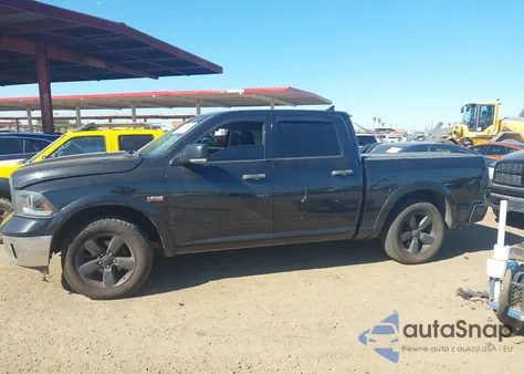 2015 Ram 1500 Outdoorsman z USA, uszkodzony, nr VIN 1C6RR7LT0FS739756